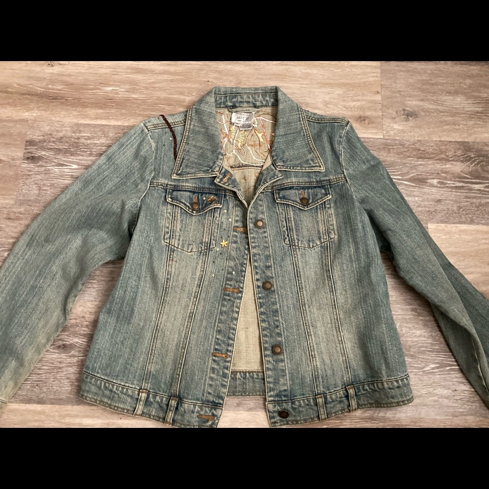 Jean jacket with western boots embroidery